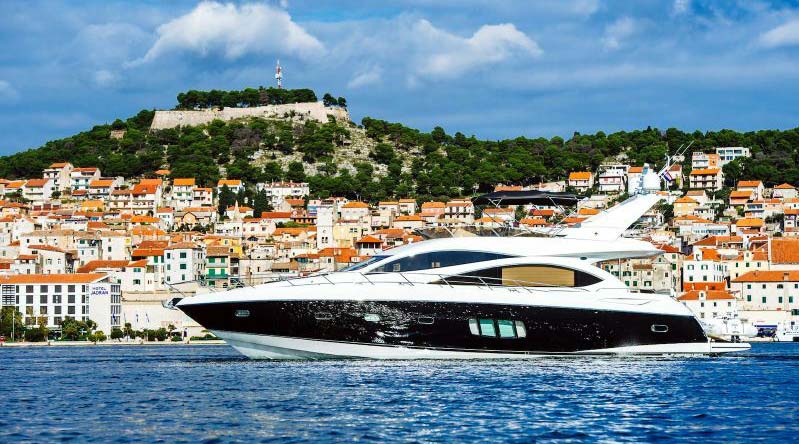 Sunseeker-003-luxury-yacht-hire-in-corfu