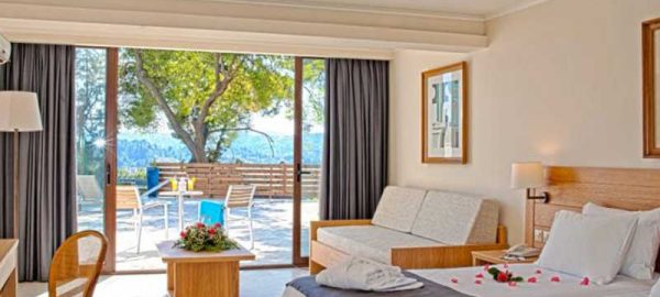 BUNGALOW-SEA-VIEW-CORFU-HOLIDAY-PALACE-HOTEL-18-850x450