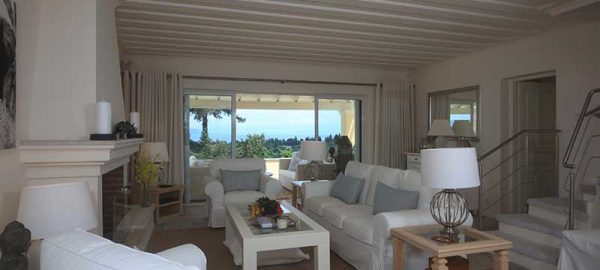 Sitting-room-whole
