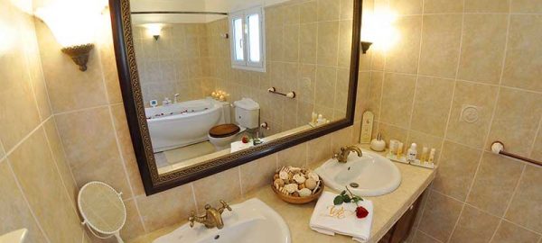 villa-romantica-rooms-12