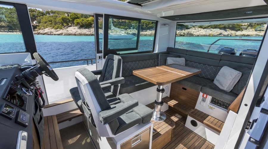 yacht-charter-corfu-traverso-axopar-37-vision-yachting-luxury-holidays-07