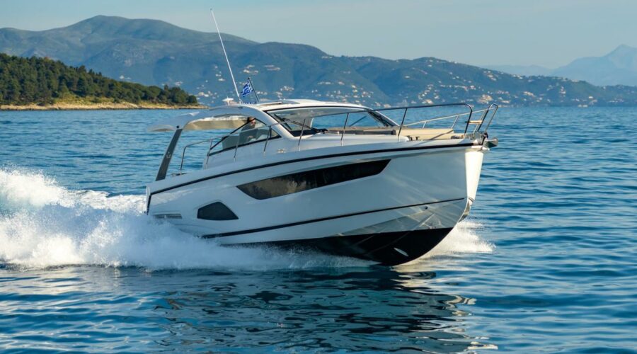 ioli-sealine-s390-01