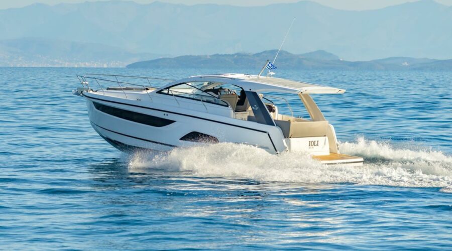 ioli-sealine-s390-03