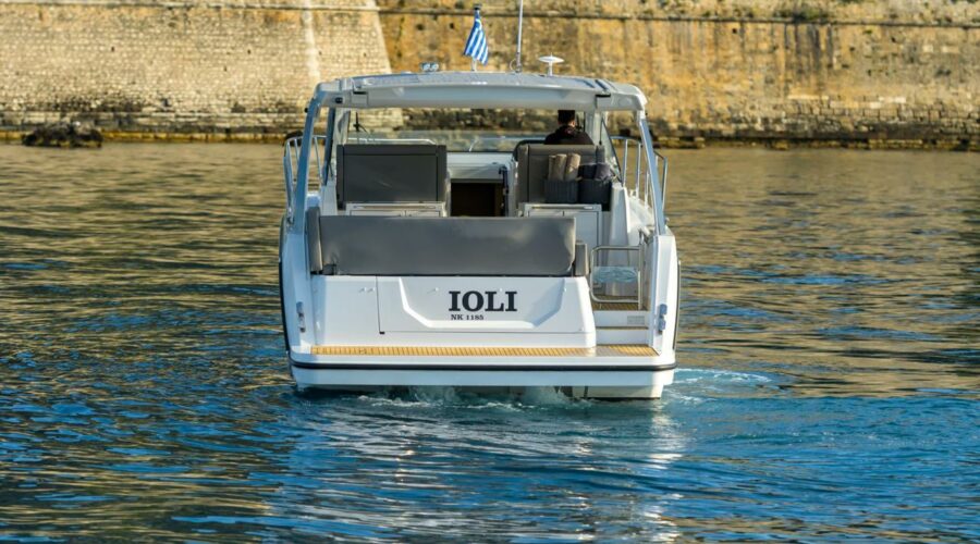 ioli-sealine-s390-06