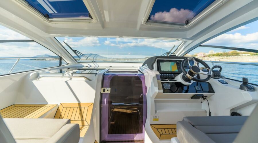ioli-sealine-s390-12